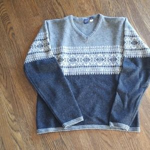 💙 Gap lambswool sweater
